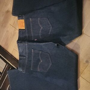 Levi's Classic Straight Blue Jeans